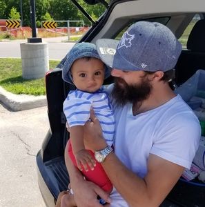 Meet your Posher, Max